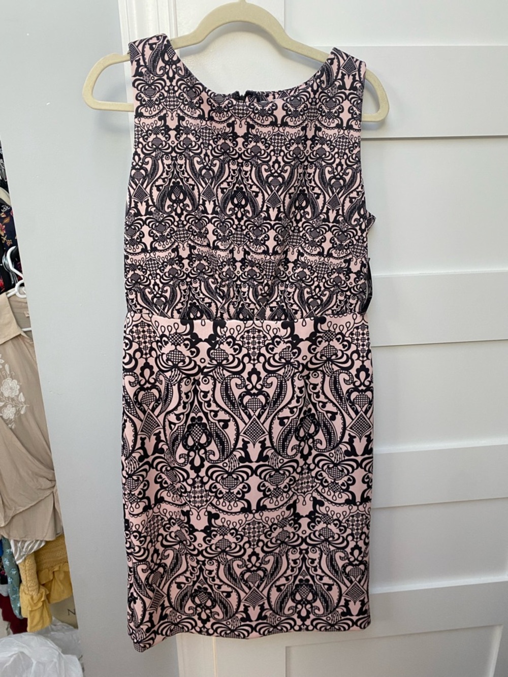 New York and Company Pink and black sheath dress - Picture 2 of 8